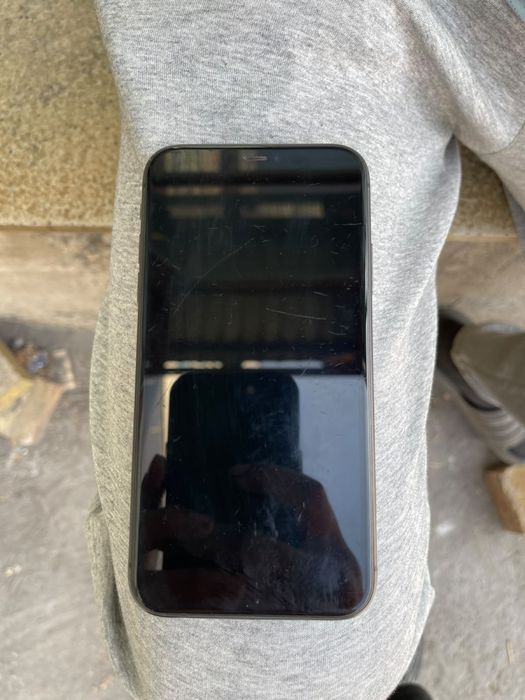 iphone 11 в хорошем состоянии