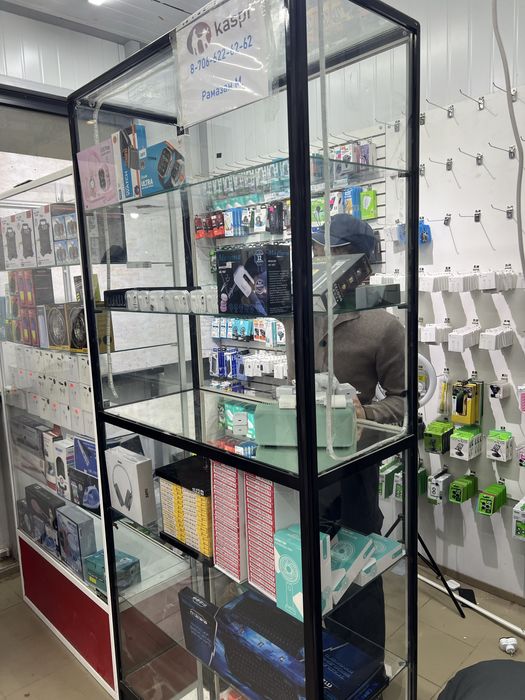 Витрина дла аксессуары