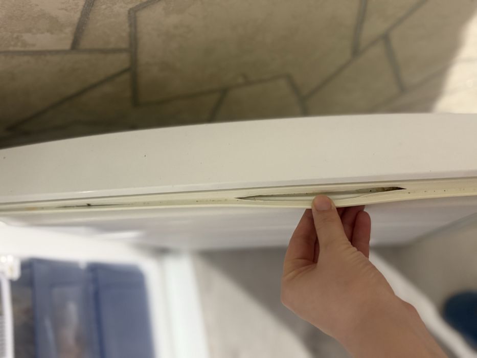 холодильник Vestel