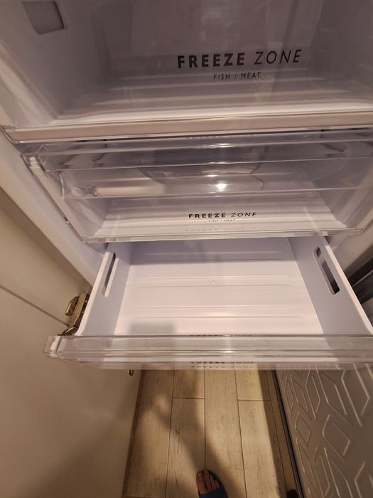 Продам новую морозильную камеру
