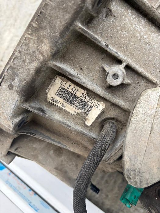 Vând cutie Dacia dastar