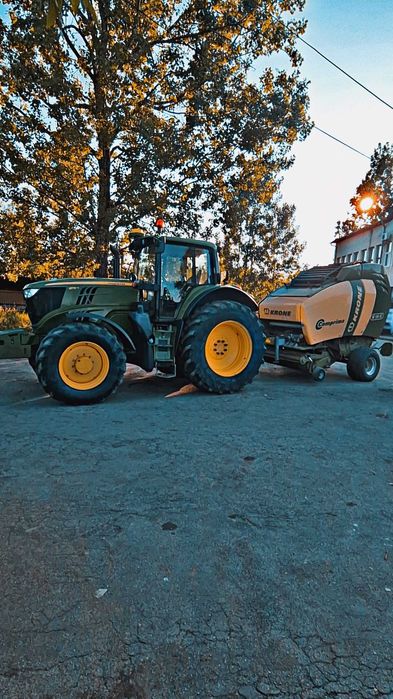 Baloți rotunzi de paie neplouați 150/120