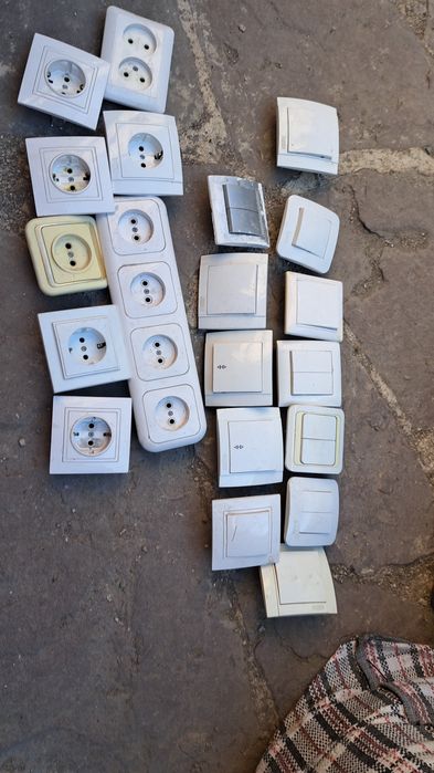 Продам выключатель, резетки