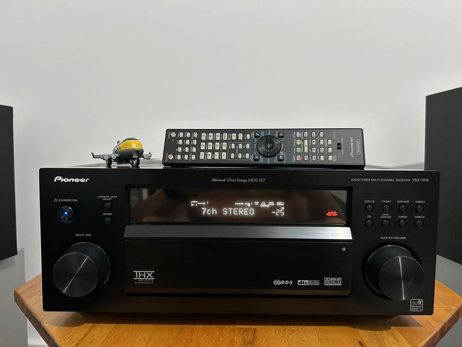 Pioneer VSX-1015  7.1 ch/ 150W la 8 ohmi