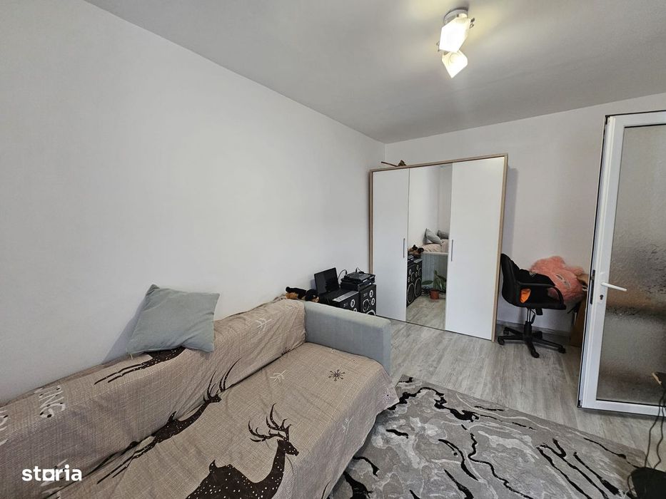 Apartament 3 camere etaj 2 central Mioveni