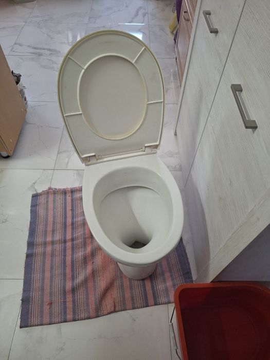 Унитаз без бачка