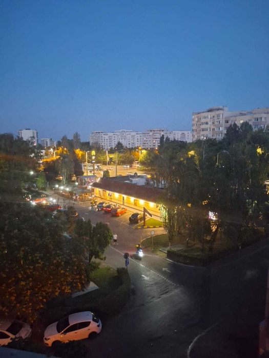 Propietar inchiriez garsoniera metrou Costin Georgian — fotografia 1