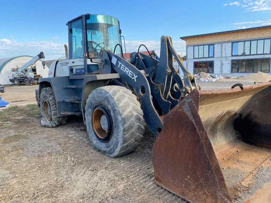 Brat incarcator frontal Terex TL260 piese