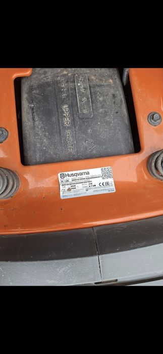 Tractoras tuns iarba Husqvarna TC 138L