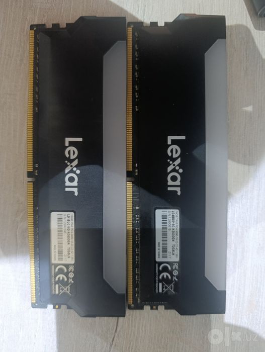 Продаю Lexar RGB 2×16гб
Про2×16GB = 32GB
Частота: 3600MHz
Тайминги: CL