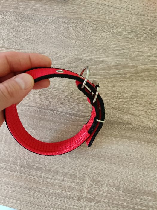 Нашийник - каишка за по-малко  куче! Нова!НОВА !