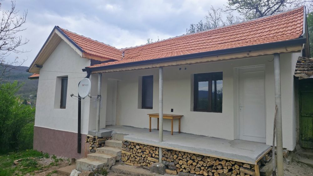Продава се Къща в с. Жабляно, Област Перник - 80 кв.м за 478 €/кв.м - Снимка #1