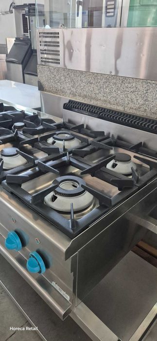 Aragaz profesional 4 onchiuri de banc inox Retea sau GPL