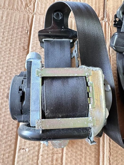 Centura stanga fata Volvo V60 S60 39818841, 39800481