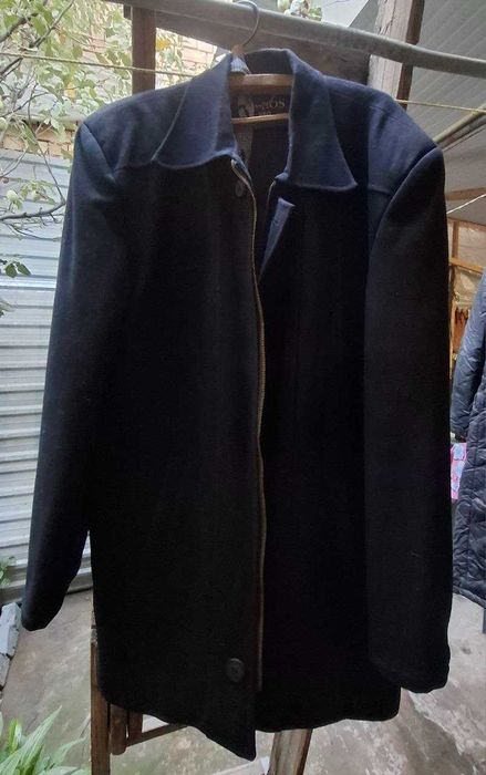 Отдам бесплатно вещи 48-52 размера