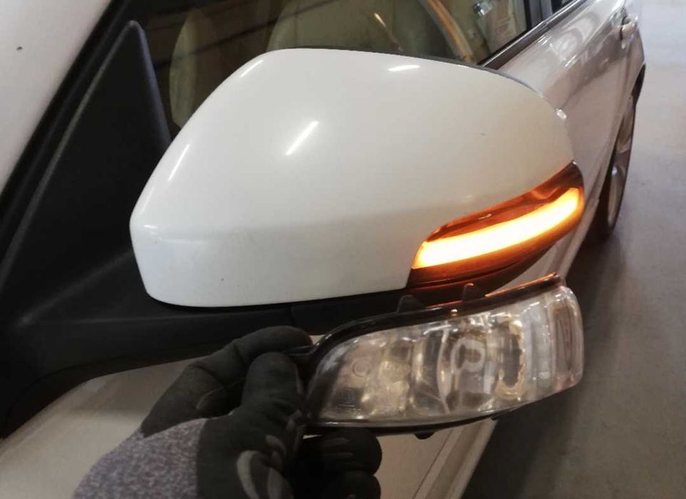 Динамични бягащи мигачи за  Волво C30 C70 S40 V40 V50 V70 S60 Volvo