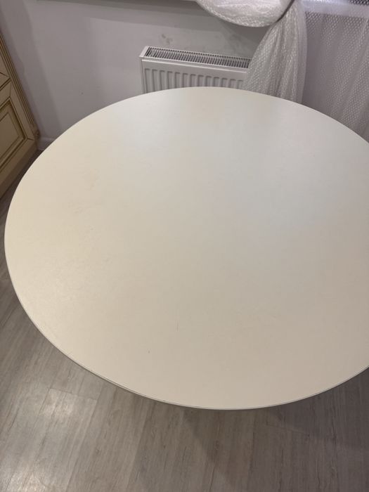 Стол продам использовали аккуратно