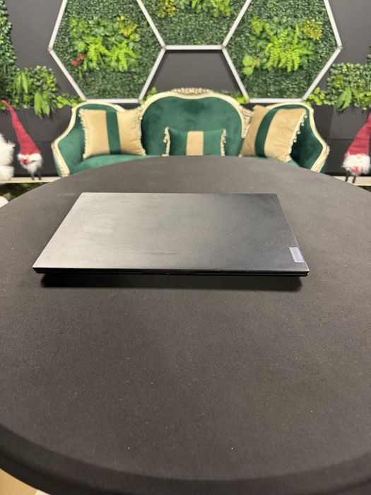 Laptop Lenovo V15 G3 ABA cu procesor AMD Ryzen™ 7