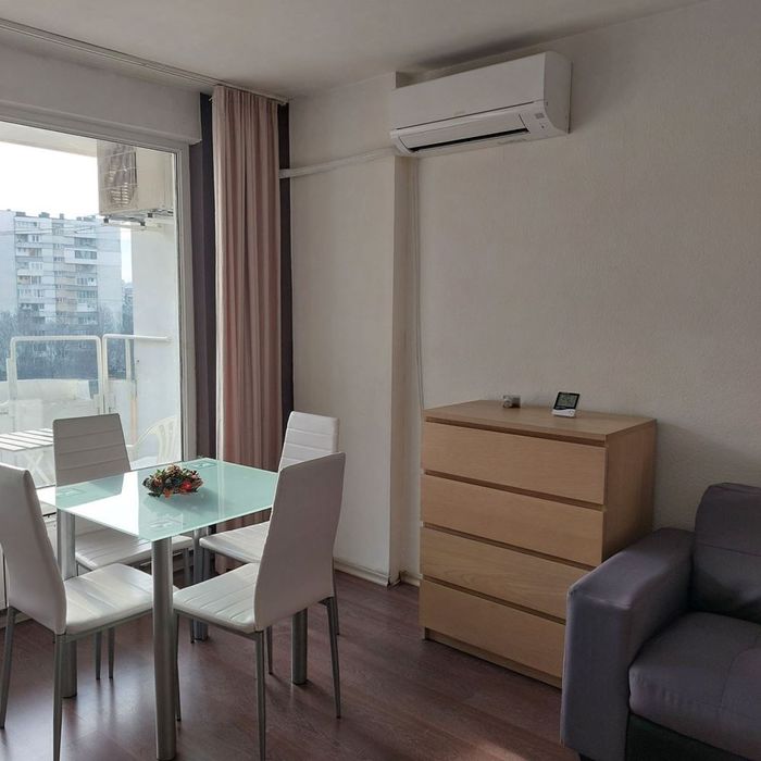 Дава се под наем Тристаен апартамент в София, Белите брези - 90 кв.м за 717.06 € - Снимка #1