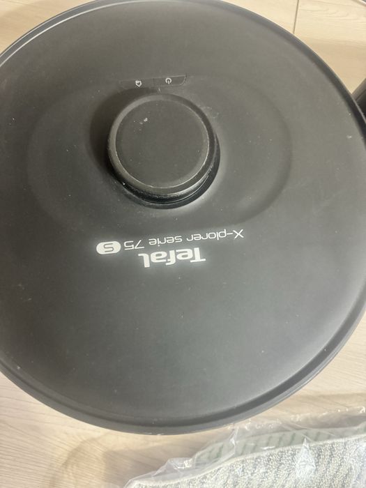 Новый робот пылесос