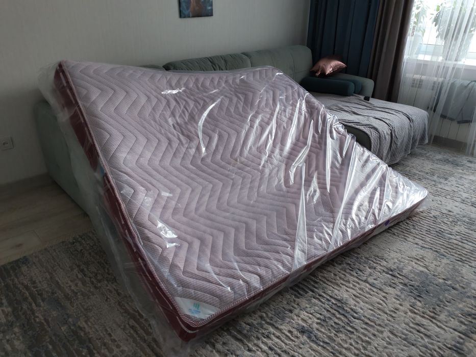 Отдам матрас 180*200. Самовывоз