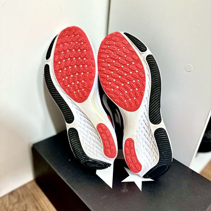 Nike react беговые кроссовки nike adidas