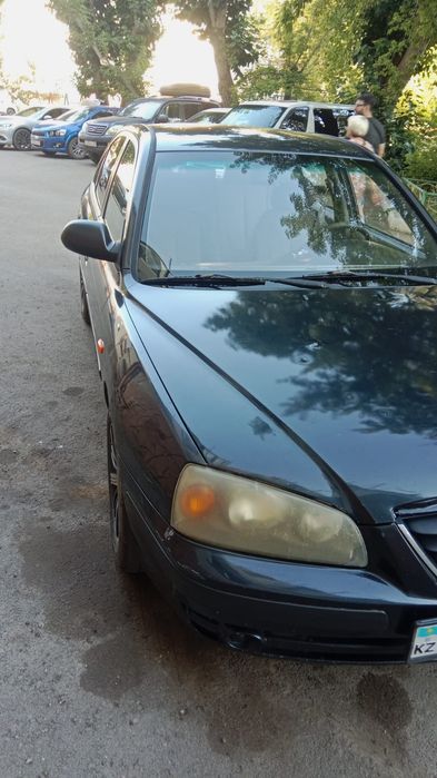 Продам машину Hyundai Elantra