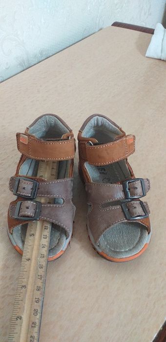 Сандали легкие 23-25 р