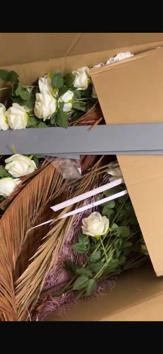 Пластмассовые цветы бу