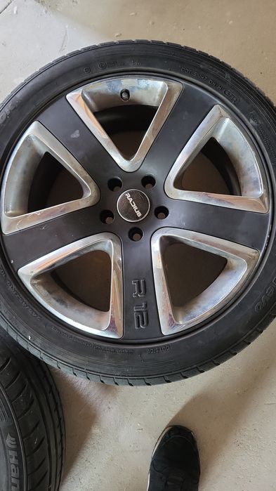 Jante toyota aliaj 19' pret 1800 ron sau schimb cu jante pe 17