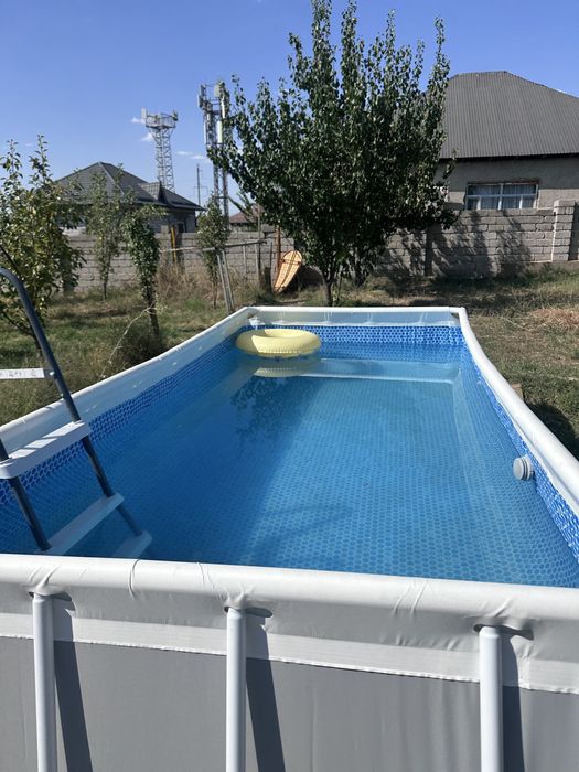 Бассейн размер 4м*2м высота 1 м
