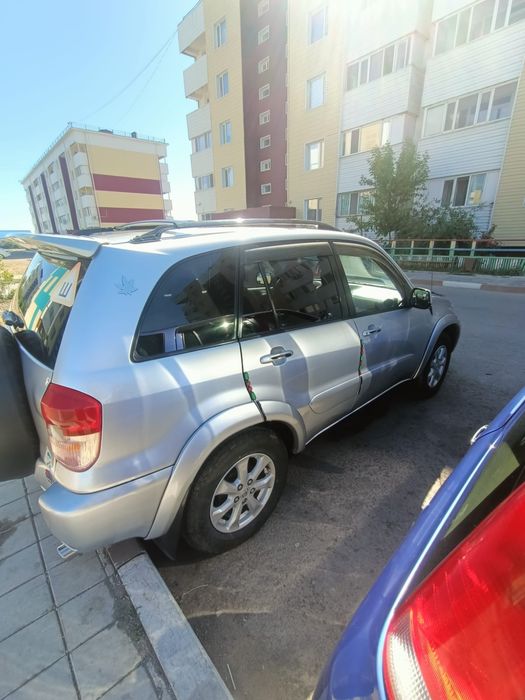 Продам Toyota RAV4