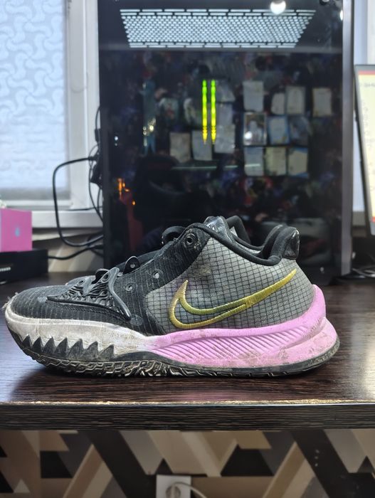 Кроссовки дешево