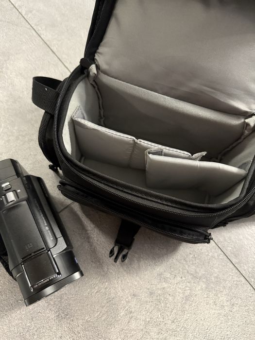 Видеокамерa SONY FDR-AX53 8.2 MPx