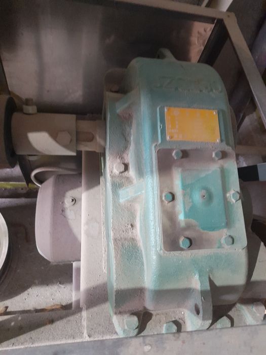 Редуктор двигатель