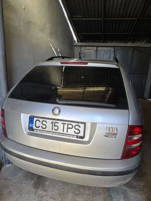 Dezmembrez skoda fabia 1.4 16v