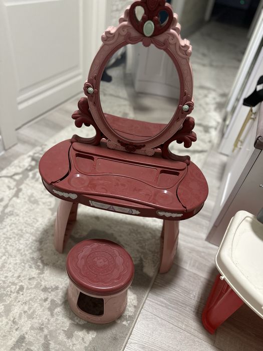 Продам игрушки для девочки  в хорошем состоянии