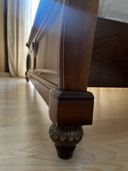 Итальянский спальный гарнитур