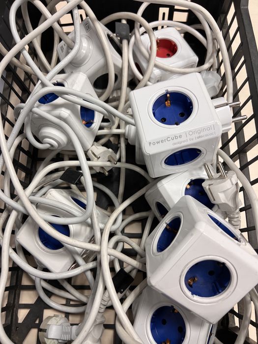 Разклонител Powercube Extended