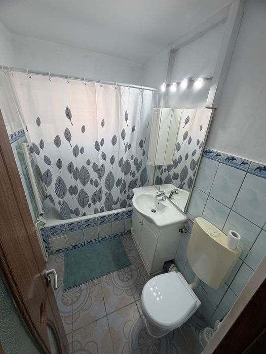 Apartament de închiriat