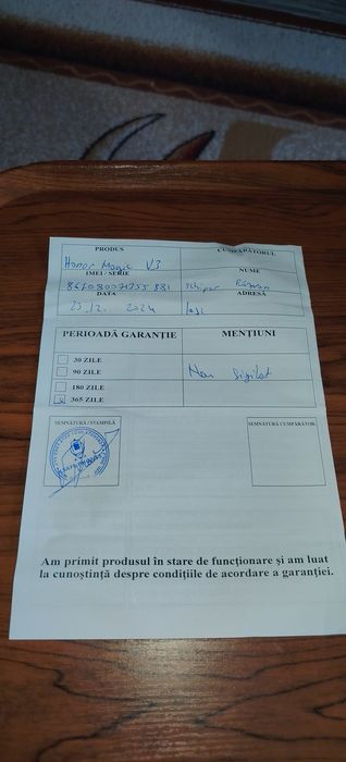 Vând Honor Magic V3