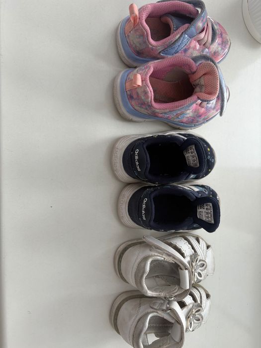 Продам детскую обувь для первых шагов