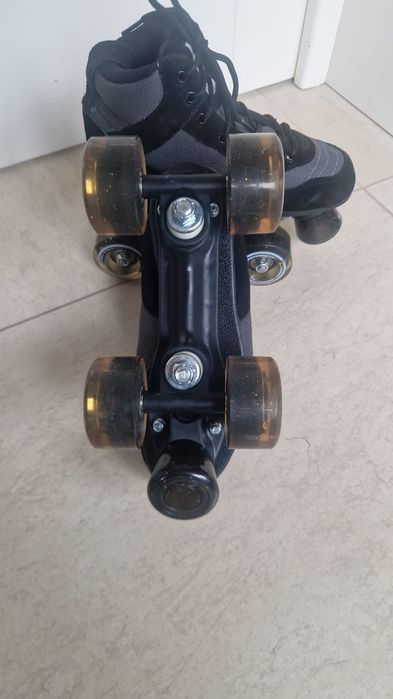 role Rollerskates BTFL Luca - marime 36 (btflboards Germania). Noi