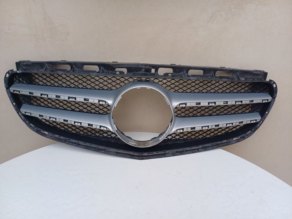 Решетка за Mercedes-Benz E class W213;  2017г.-2020г.