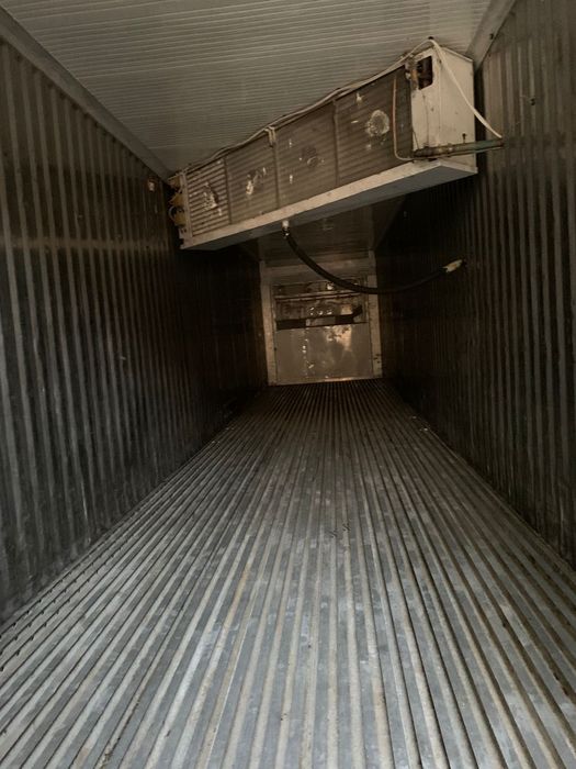 Продается промышлинй холодильник