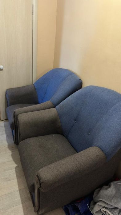 Продам Диван и Кресла