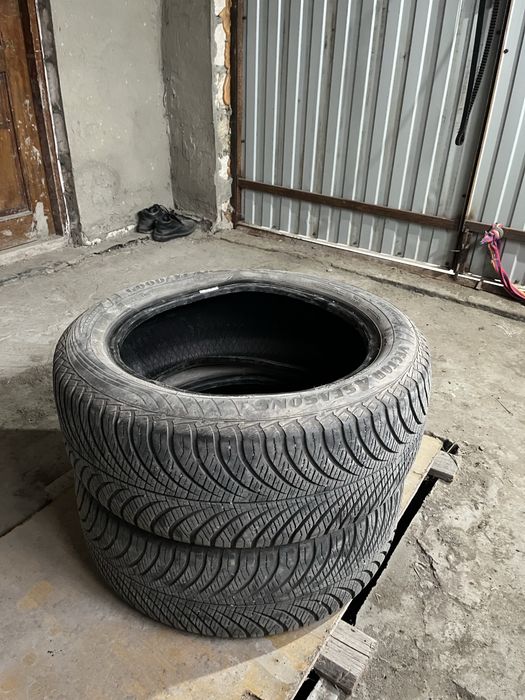 Шины всесезонные 215/55/R17