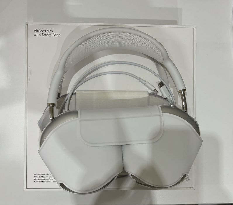 Airpods Max в идеальном состоянии