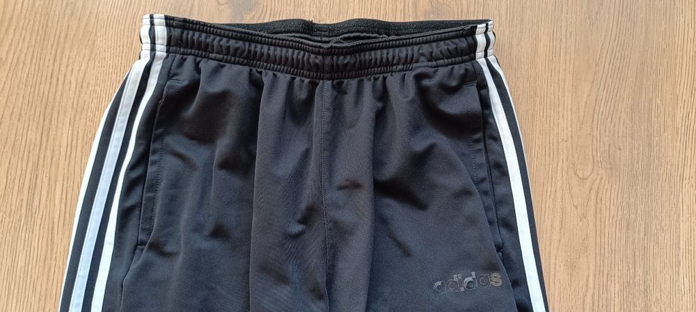 Adidas мъжко долнище, 100% полиестер