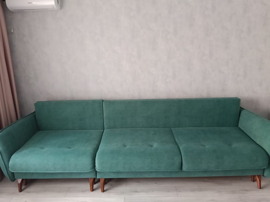 Продам диван. Размер 3.40 х 1.10